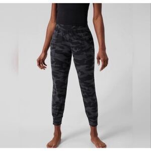 Old Navy PowerSoft Camo Joggers